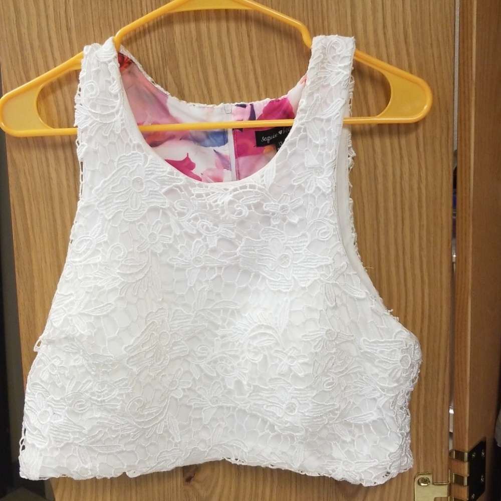 Crop top